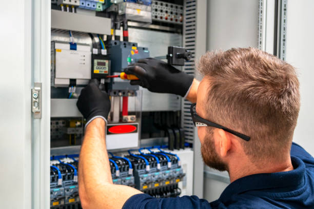 Best Circuit Breaker Repair  in Lamont, MI
